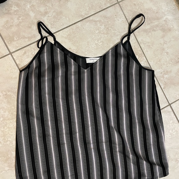 Aritzia blouse striped black and white - Picture 3 of 3